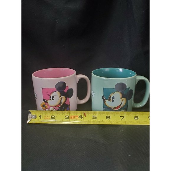Disney Lot of 2 Mickey and Minnie Mouse Coffee Cups vintage pink green Thailand - Picture 6 of 12